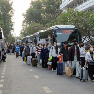 PVOIL tổ chức 25 chuyến xe miễn phí đưa hơn 1.000 sinh viên từ TP HCM về quê đón Tết