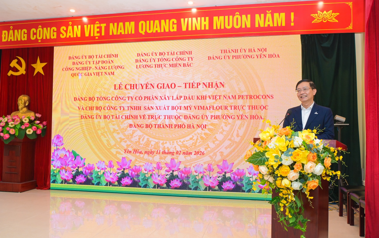 Đảng bộ PETROCONs chính thức về sinh hoạt tại Đảng bộ phường Yên Hòa Đảng bộ PETROCONs chính thức về sinh hoạt tại Đảng bộ phường Yên Hòa