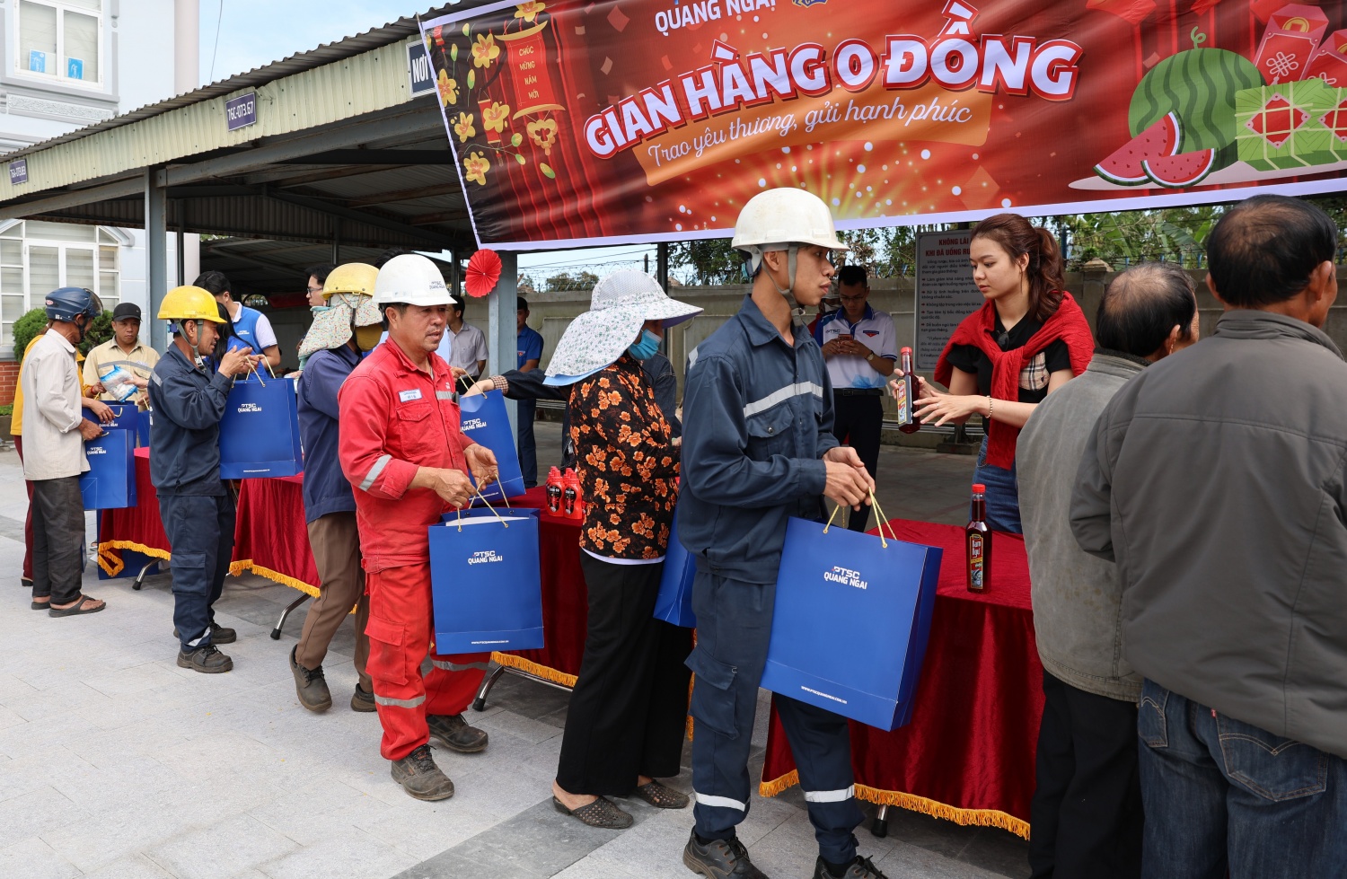 “Bao lì xì nhân ái” lần thứ 18 của PTSC Quảng Ngãi - Tiếp nối hành trình sẻ chia