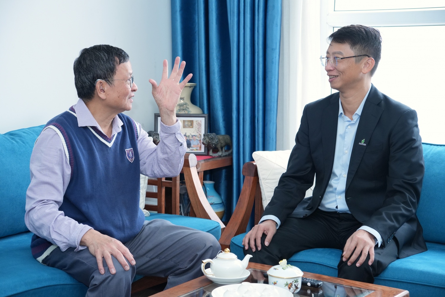 Lãnh đạo Petrovietnam tri ân các thế hệ lãnh đạo nhân dịp Xuân Bính Ngọ 2026 Lãnh đạo Petrovietnam tri ân các thế hệ lãnh đạo nhân dịp Xuân Bính Ngọ 2026