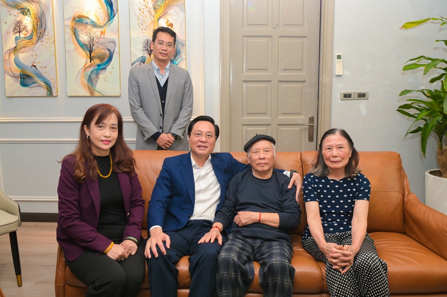 Lãnh đạo Petrovietnam tri ân các thế hệ lãnh đạo nhân dịp Xuân Bính Ngọ 2026 Lãnh đạo Petrovietnam tri ân các thế hệ lãnh đạo nhân dịp Xuân Bính Ngọ 2026