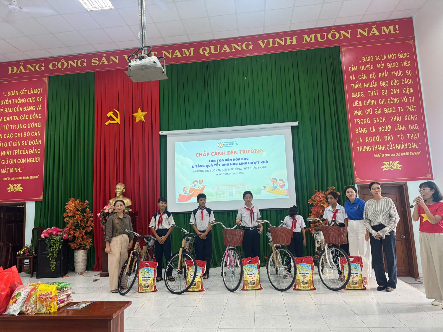 PTSC Marine lan tỏa sắc xuân nghĩa tình PTSC Marine lan tỏa sắc xuân nghĩa tình