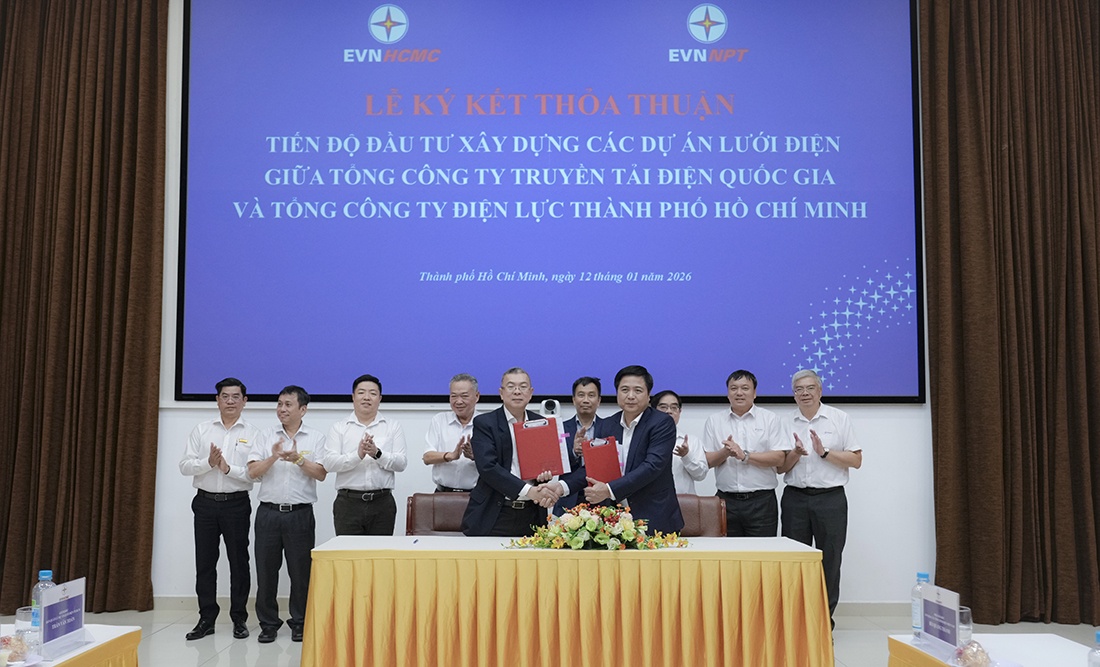 Đảm bảo hạ tầng lưới điện truyền tải phục vụ phát triển kinh tế - xã hội đất nước Đảm bảo hạ tầng lưới điện truyền tải phục vụ phát triển kinh tế - xã hội đất nước