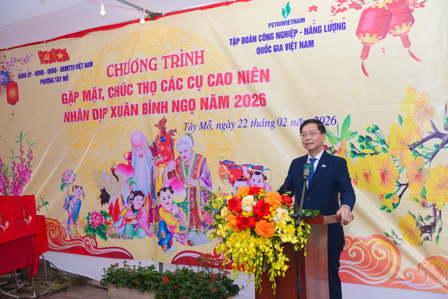 Đồng chí Trần Quang Dũng – Phó Bí thư Thường trực Đảng ủy Tập đoàn Công nghiệp – Năng lượng Quốc gia Việt Nam: trong bối cảnh phường Tây Mỗ vừa được kiện toàn theo địa giới hành chính mới, việc quan tâm chăm lo người có công, gia đình chính sách và tổ chức chúc thọ 138 cụ cao niên từ 90 tuổi trở lên càng có ý nghĩa đặc biệt sâu sắc. Đây không chỉ là hoạt động thiết thực thể hiện đạo lý “uống nước nhớ nguồn”, mà còn là sự khẳng định rõ nét tinh thần trân trọng, biết ơn đối với thế hệ đi trước – những người đã dày công vun đắp truyền thống, tạo nền tảng cho sự phát triển hôm nay. Đồng chí Trần Quang Dũng – Phó Bí thư Thường trực Đảng ủy Tập đoàn Công nghiệp – Năng lượng Quốc gia Việt Nam: trong bối cảnh phường Tây Mỗ vừa được kiện toàn theo địa giới hành chính mới, việc quan tâm chăm lo người có công, gia đình chính sách và tổ chức chúc thọ 138 cụ cao niên từ 90 tuổi trở lên càng có ý nghĩa đặc biệt sâu sắc. Đây không chỉ là hoạt động thiết thực thể hiện đạo lý “uống nước nhớ nguồn”, mà còn là sự khẳng định rõ nét tinh thần trân trọng, biết ơn đối với thế hệ đi trước – những người đã dày công vun đắp truyền thống, tạo nền tảng cho sự phát triển hôm nay.