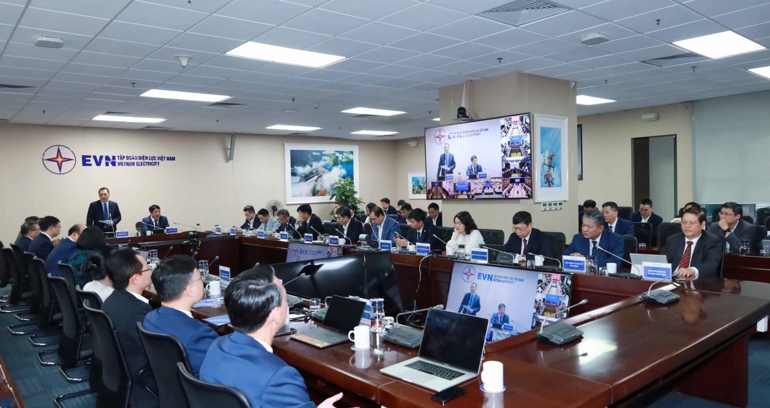 EVN triển khai nhiệm vụ ngay sau kỳ nghỉ Tết Nguyên đán Bính Ngọ 2026 EVN triển khai nhiệm vụ ngay sau kỳ nghỉ Tết Nguyên đán Bính Ngọ 2026