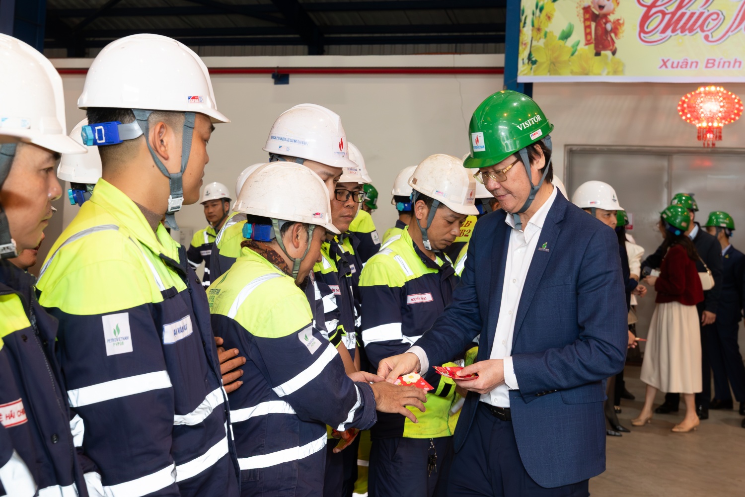 Lãnh đạo Petrovietnam chúc Tết, động viên người lao động Nhà máy Nhiệt điện Thái Bình 2