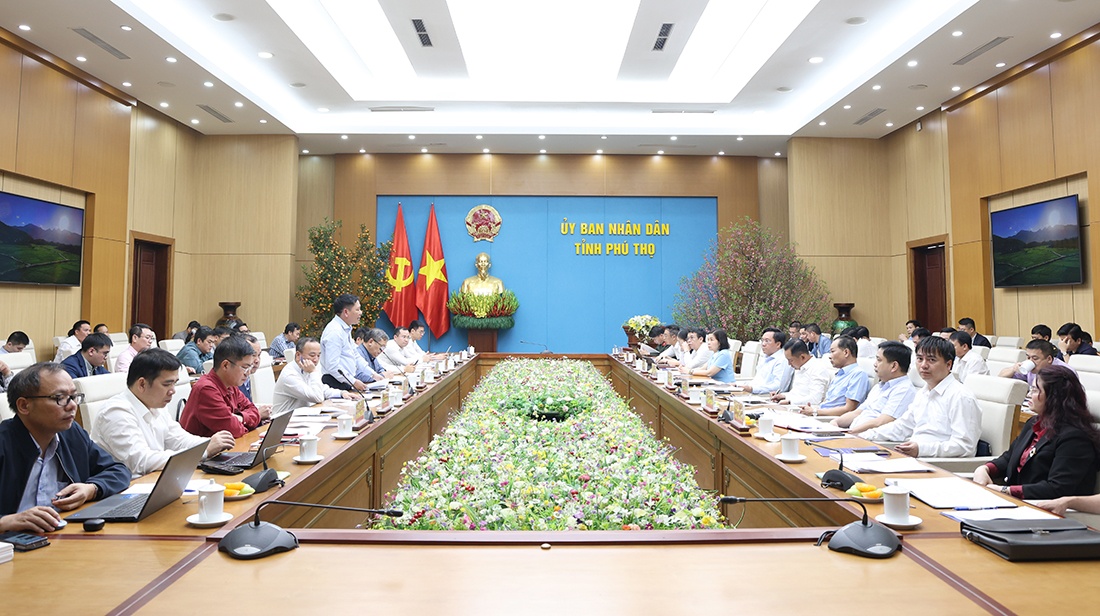 Chủ tịch UBND tỉnh Phú Thọ họp tháo gỡ vướng mắc mặt bằng các dự án lưới điện trọng điểm Phú Thọ: Tháo gỡ vướng mắc mặt bằng các dự án lưới điện trọng điểm