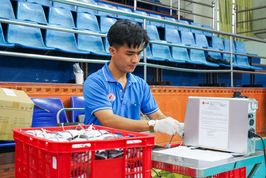 Tuổi trẻ Vietsovpetro khởi động tháng thanh niên 2026: “Nhiệt huyết Petrovietnam” lan tỏa từ những giọt máu hồng “Nhiệt huyết Petrovietnam” lan tỏa từ những giọt máu hồng