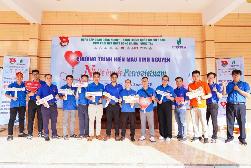 Tuổi trẻ Vietsovpetro khởi động tháng thanh niên 2026: “Nhiệt huyết Petrovietnam” lan tỏa từ những giọt máu hồng “Nhiệt huyết Petrovietnam” lan tỏa từ những giọt máu hồng