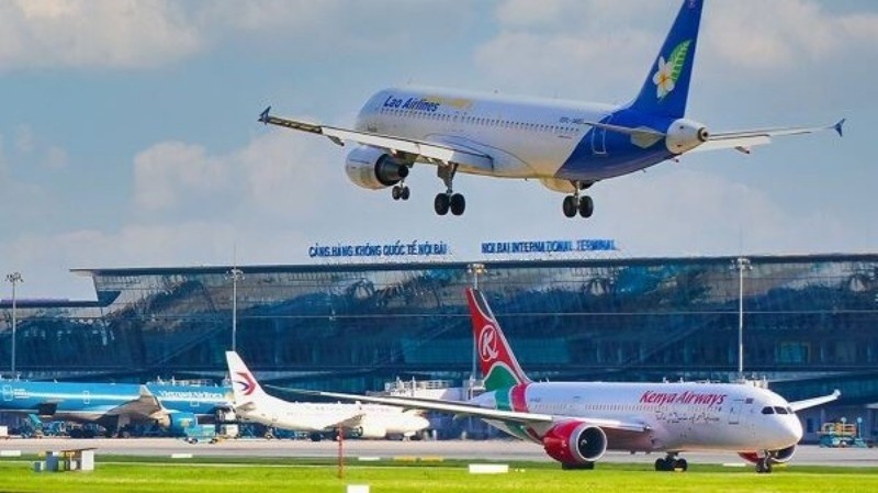 Nhiều hãng hàng không điều chỉnh lịch bay, hỗ trợ hành khách do căng thẳng Trung Đông