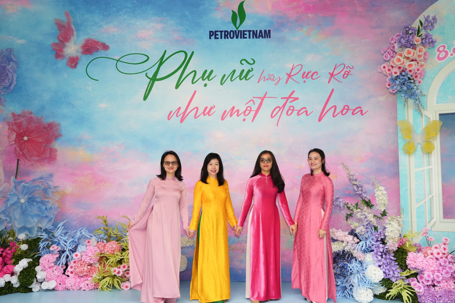 Bộ máy QL&ĐH Petrovietnam chào mừng, tôn vinh nữ CBCNV nhân Ngày Quốc tế Phụ nữ 8/3