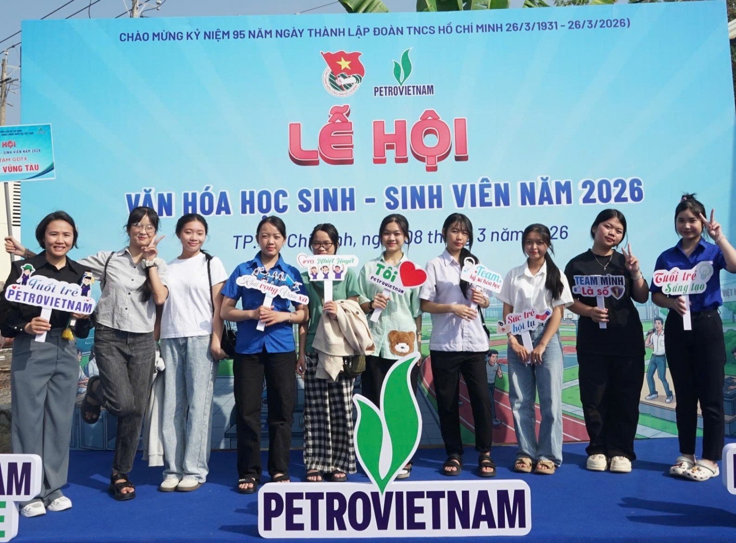 Lễ hội Văn hóa học sinh - sinh viên ngành năng lượng - dầu khí lần thứ XIII: Ngày hội tri thức và khát vọng của tuổi trẻ