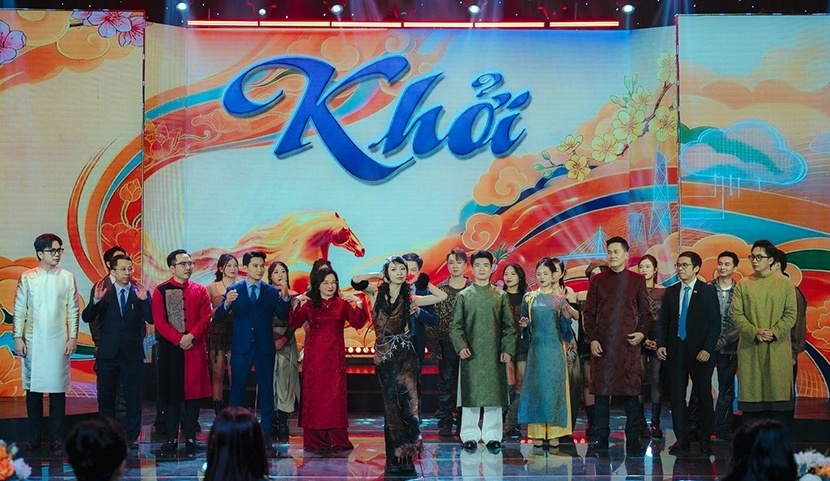 Hạnh phúc như nhân viên SHB: Vừa xem show xịn, vừa rinh lộc mang về