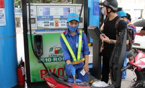 Nguồn cung xăng dầu trong nước cơ bản được đảm bảo