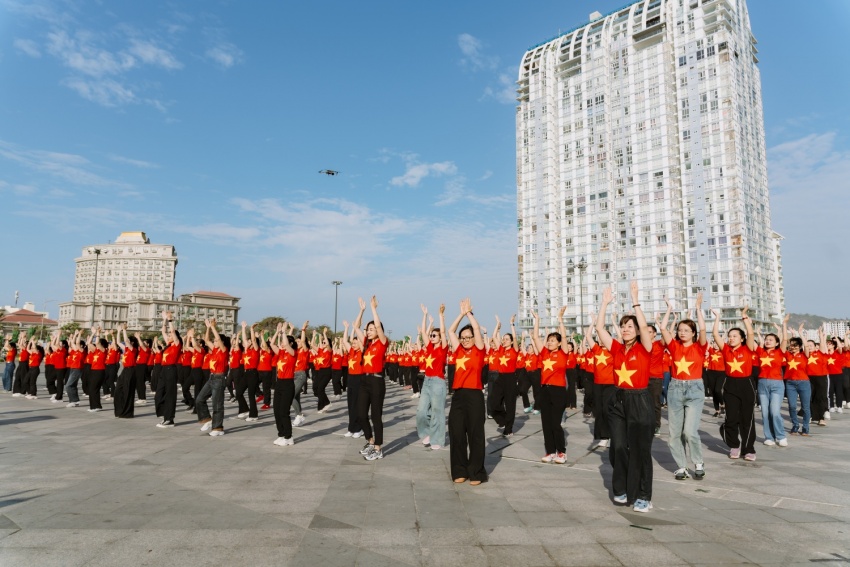 Phụ nữ Vietsovpetro rạng rỡ trong chương trình “Tự hào là người Việt Nam”