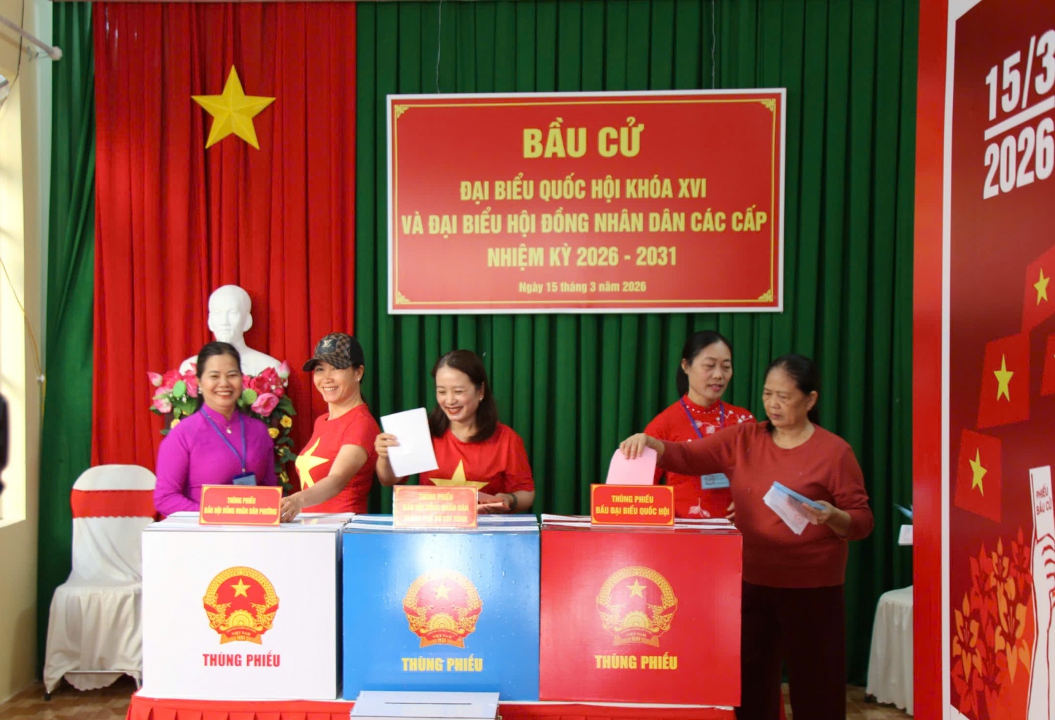 Cử tri “thủ phủ dầu khí”: Chọn người tài đức, hành động quyết liệt để phát triển đất nước Cử tri “thủ phủ dầu khí”: Chọn người tài đức, hành động quyết liệt để phát triển đất nước