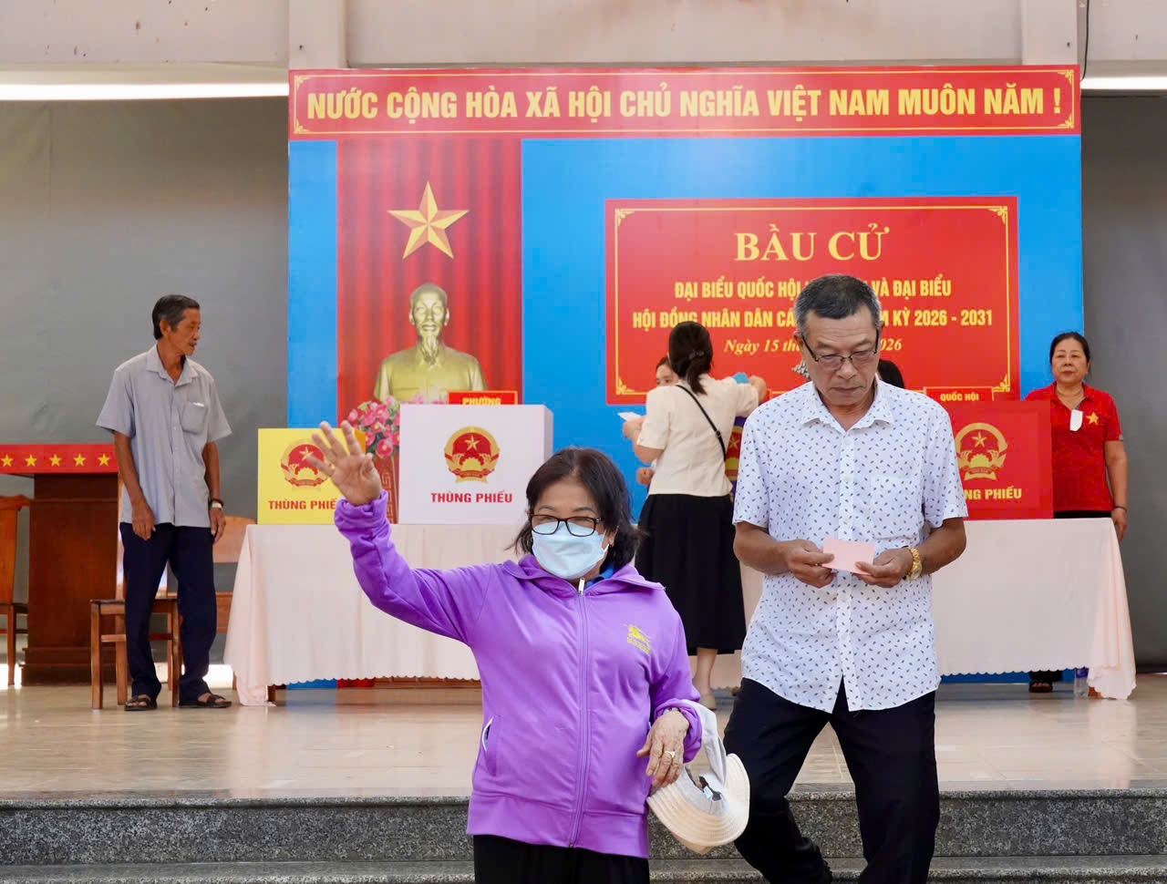 Cử tri “thủ phủ dầu khí”: Chọn người tài đức, hành động quyết liệt để phát triển đất nước Cử tri “thủ phủ dầu khí”: Chọn người tài đức, hành động quyết liệt để phát triển đất nước