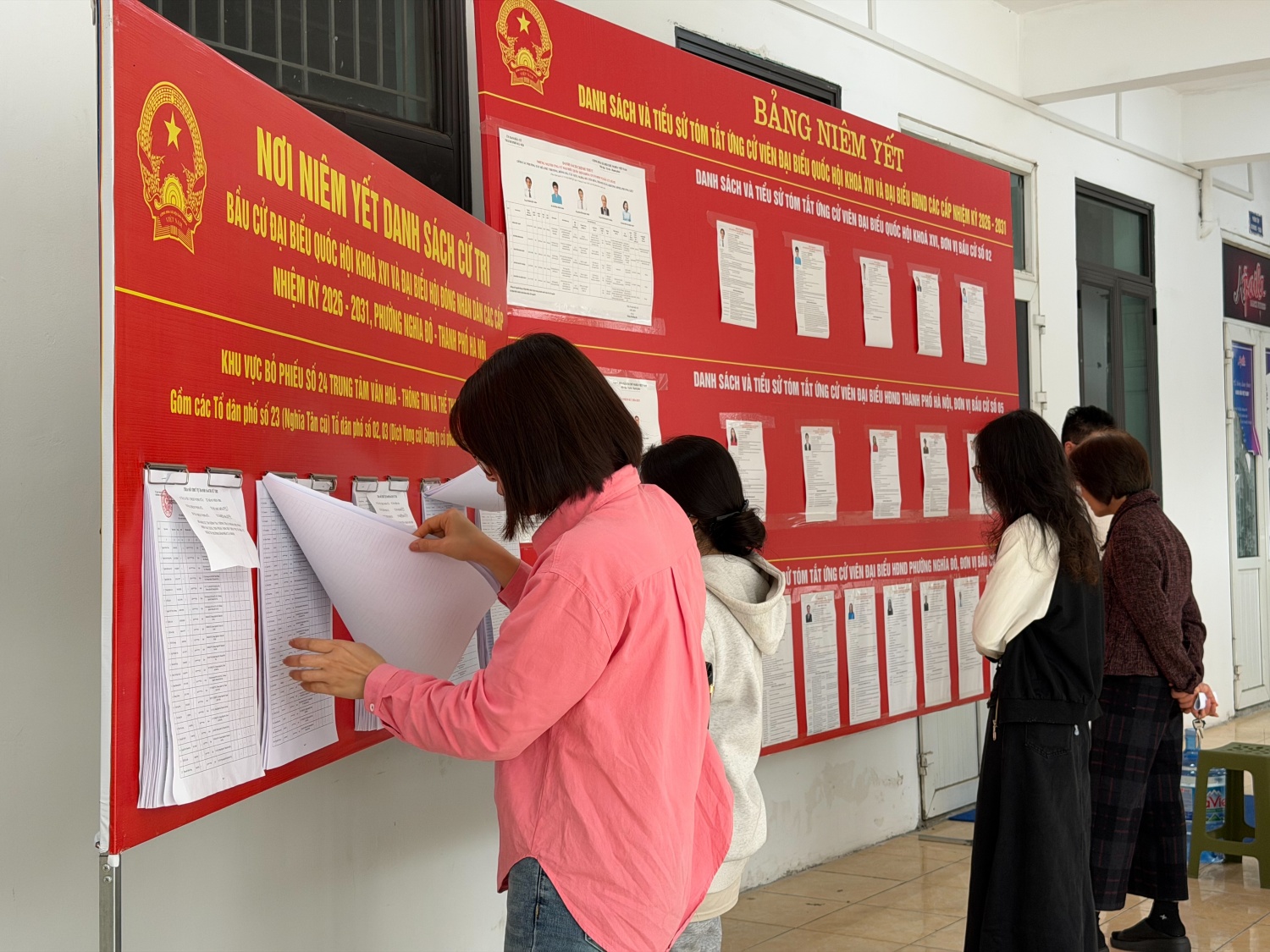 [Chùm ảnh] Cử tri cả nước nô nức đi bầu cử