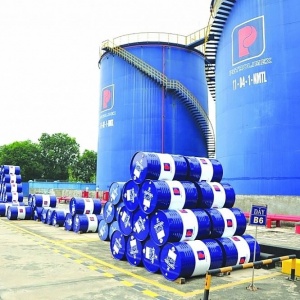 Nhập khẩu xăng dầu tăng hơn 40% trước biến động thị trường