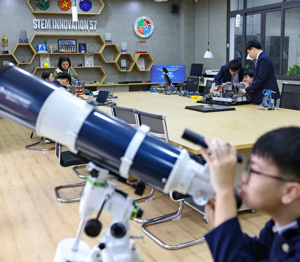 STEM Innovation Petrovietnam opens global pathways for Vietnamese students