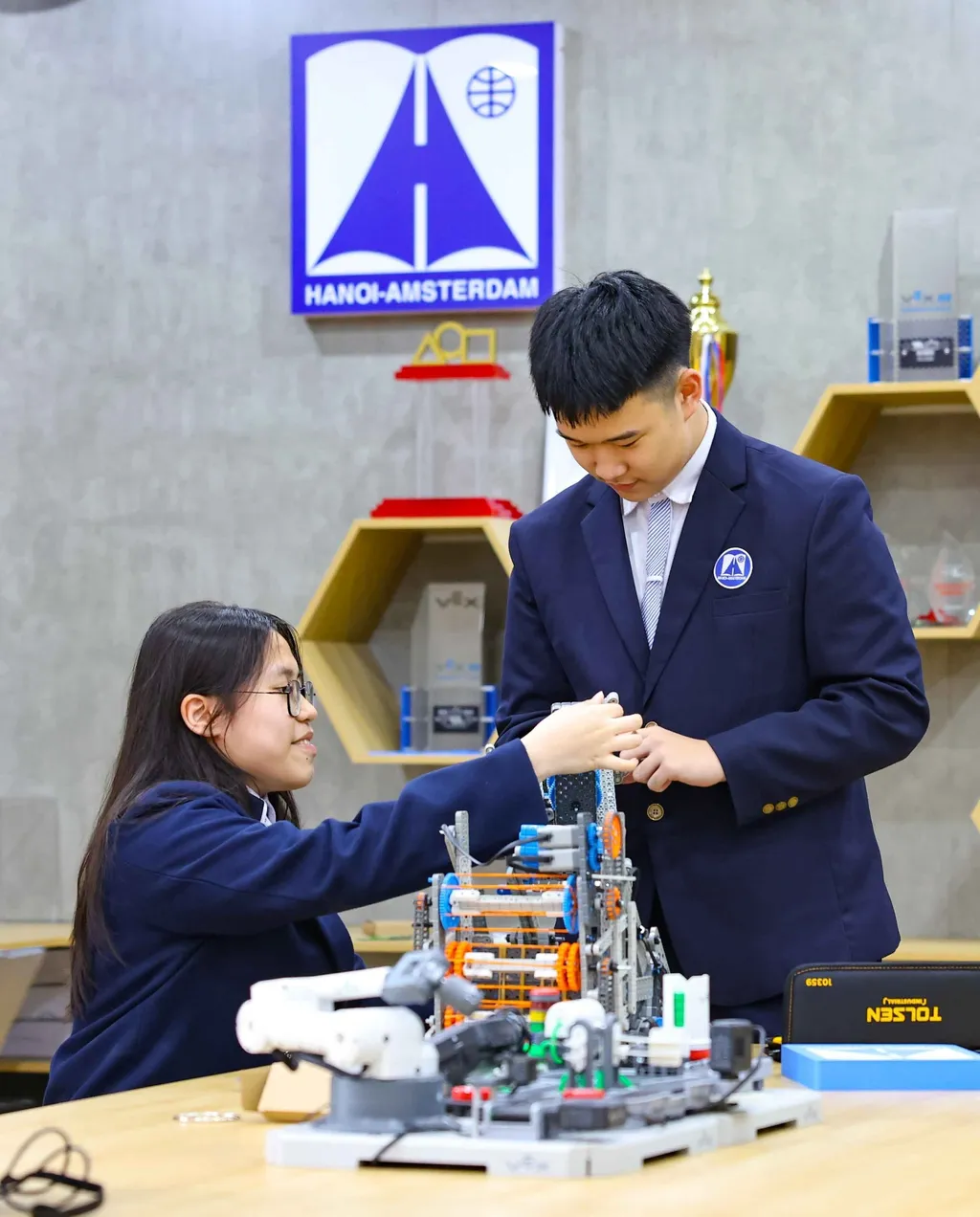 STEM Innovation Petrovietnam opens global pathways for Vietnamese students