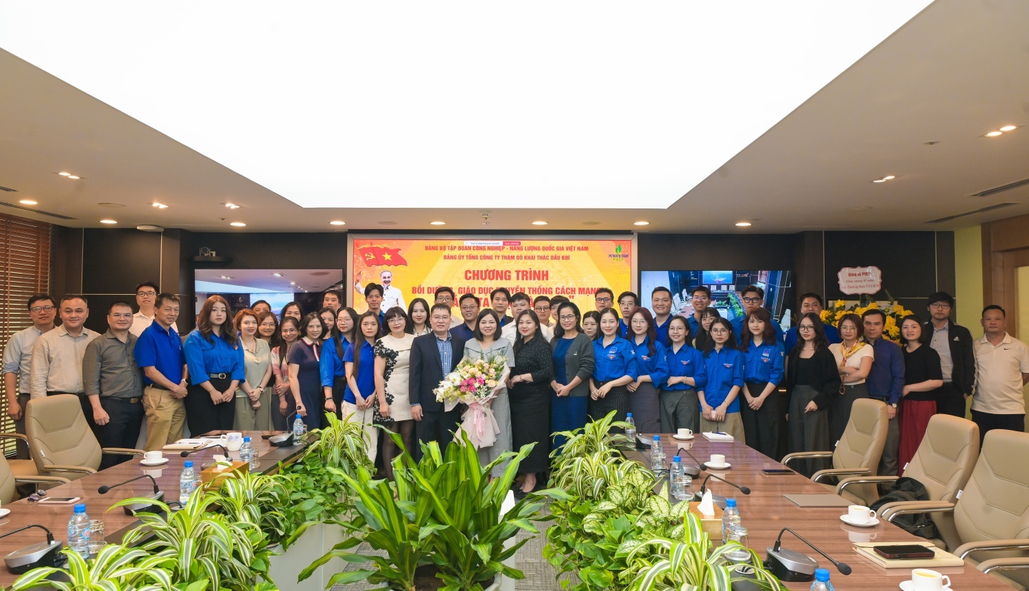 PVEP bồi dưỡng lý tưởng cách mạng, khơi dậy khát vọng cống hiến của tuổi trẻ trong kỷ nguyên mới