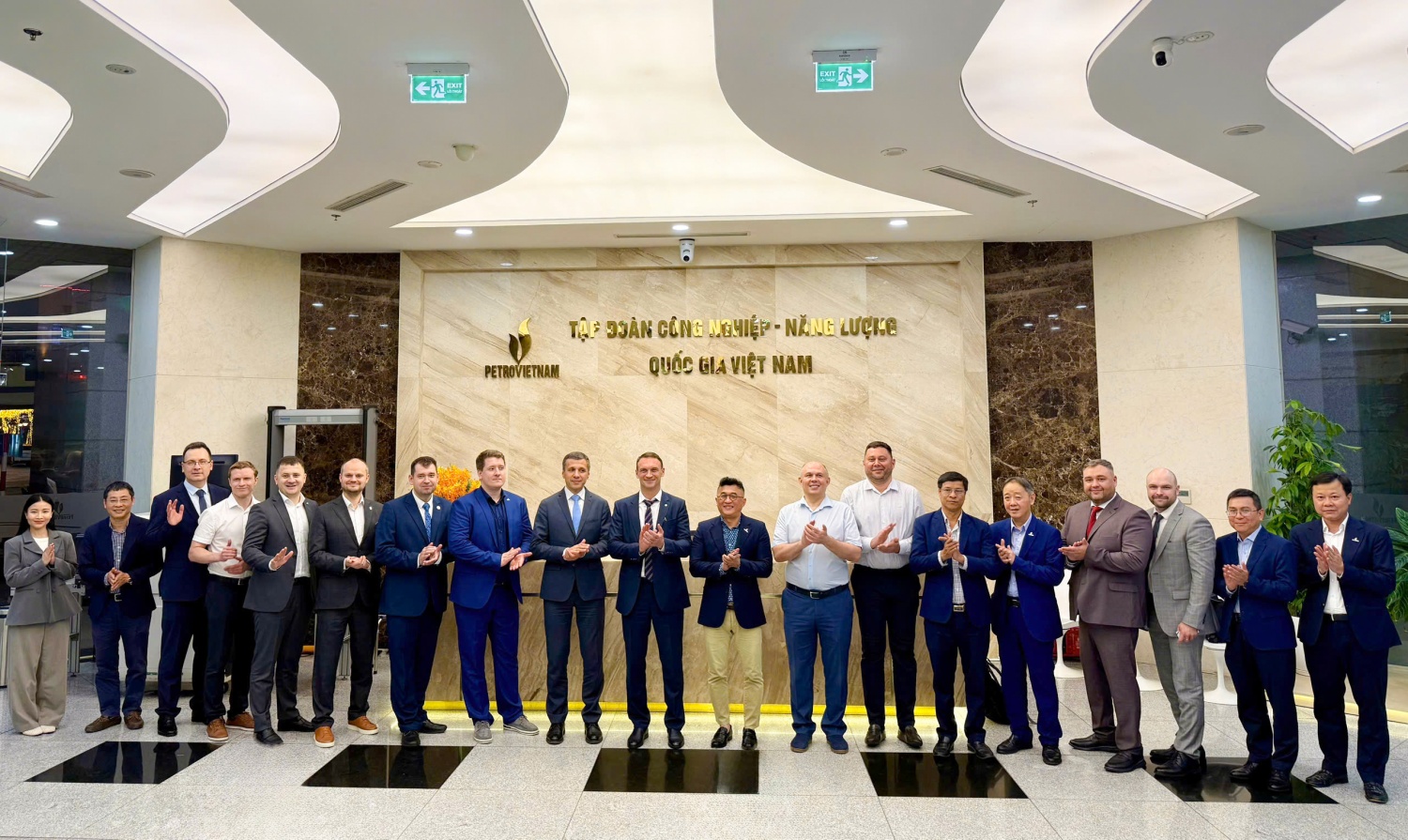 Petrovietnam mở rộng hợp tác với tỉnh Tyumen (Liên bang Nga) trong lĩnh vực năng lượng và công nghệ dầu khí