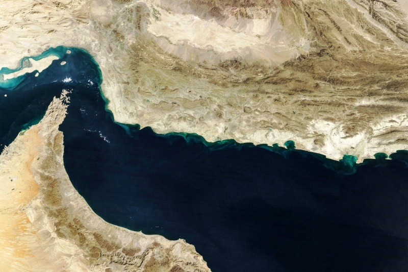 Eo biển Hormuz.