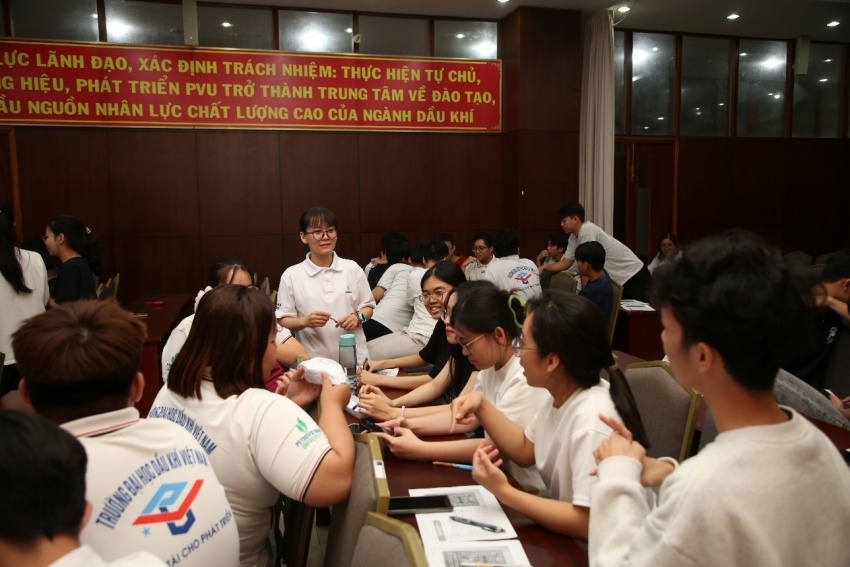 Sinh viên PVU rèn luyện kỹ năng thực chiến qua hội thảo chuyên đề về kỹ năng mềm