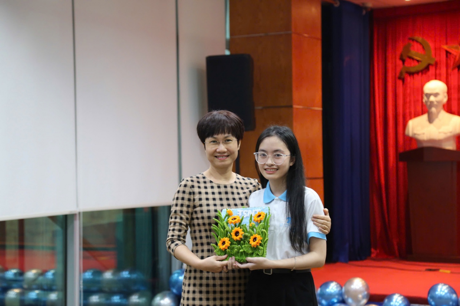 Học bổng Thắp Sáng Niềm Tin: Hành trình lan tỏa giá trị tốt đẹp Học bổng Thắp Sáng Niềm Tin: Hành trình lan tỏa giá trị tốt đẹp