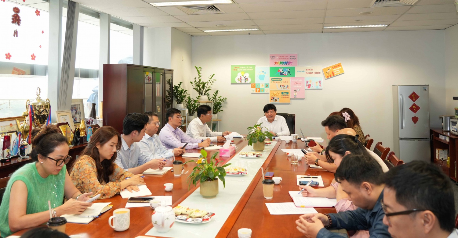 Đồng chí Trần Quang Dũng, Phó Bí thư Thường trực Đảng ủy Petrovietnam tham dự sinh hoạt cùng Chi bộ Tuyên giáo - Truyền thông. Đồng chí Trần Quang Dũng, Phó Bí thư Thường trực Đảng ủy Petrovietnam tham dự sinh hoạt cùng Chi bộ Tuyên giáo - Truyền thông.