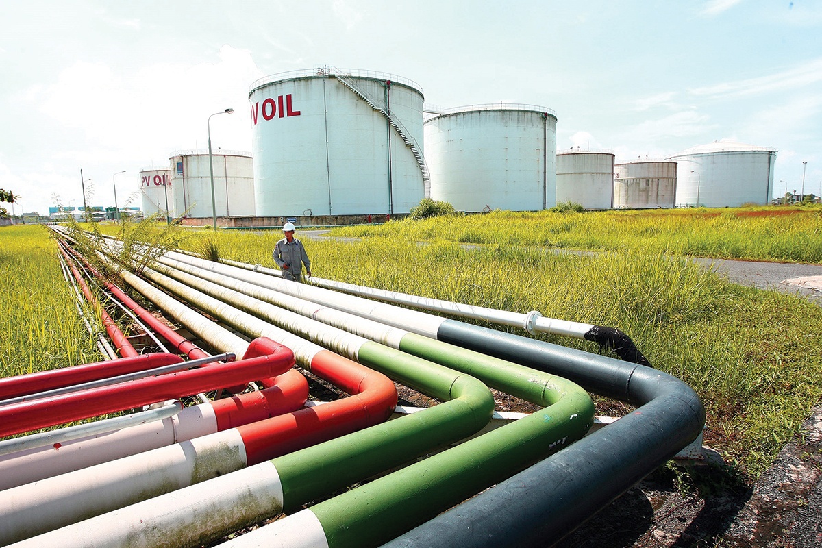 Kho dự trữ xăng dầu quốc gia: Không thể
chậm trễ