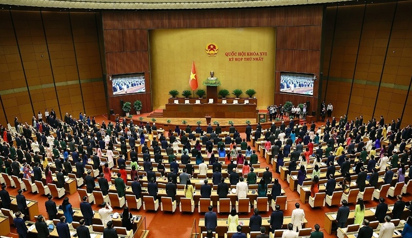 Luật không chỉ mở đường mà còn phải sửa đường