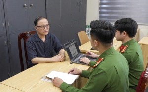 Vì sao ông chủ Bảo Tín Minh Châu và con trai bị khởi tố?