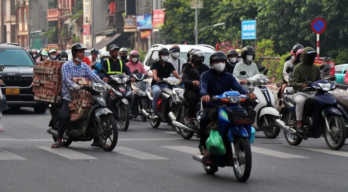 Hà Nội không cấm ô tô, xe máy xăng trong toàn bộ Vành đai 1 từ 1/7