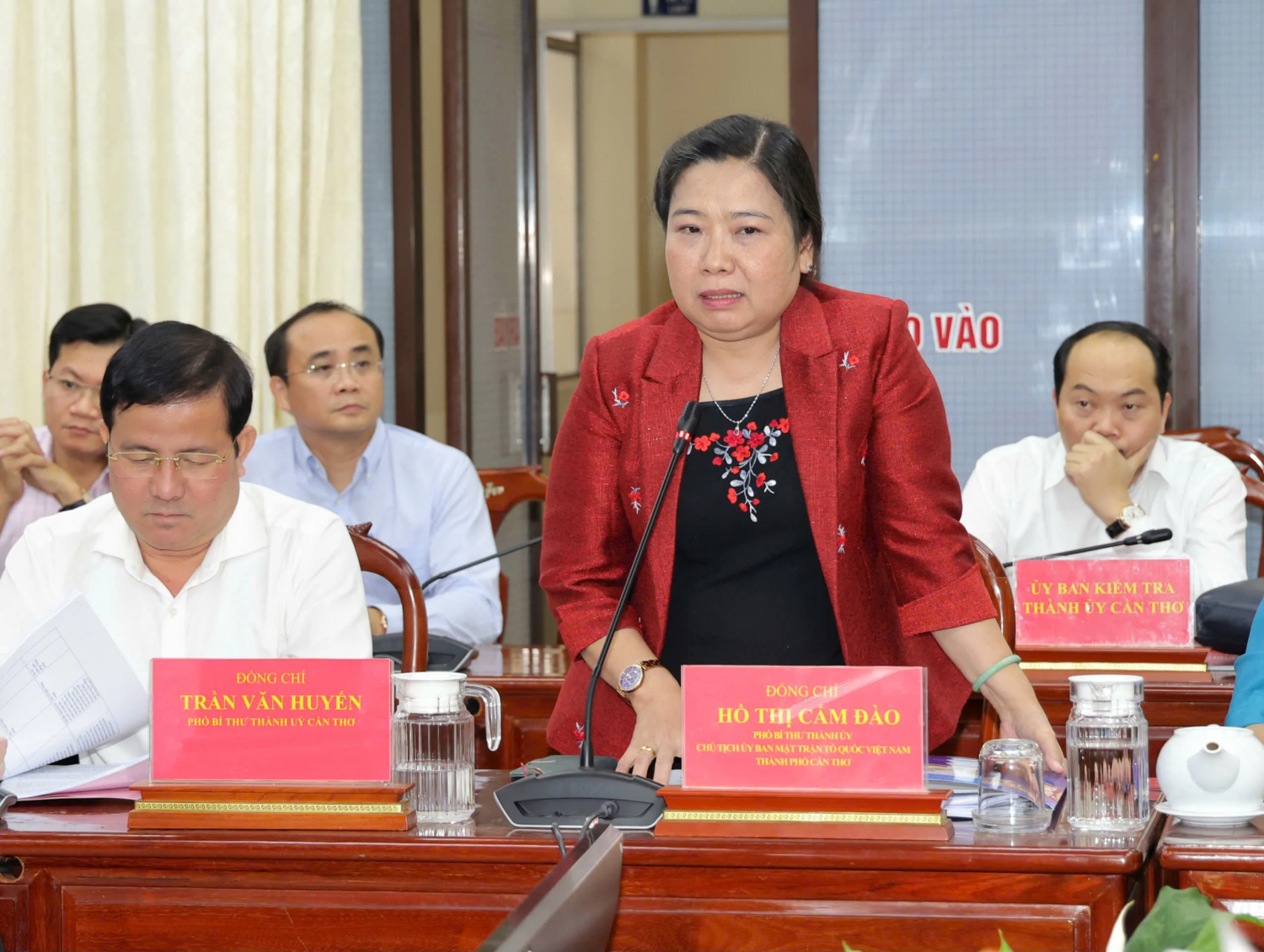 Bà Hồ Thị Cẩm Đào - Phó Bí thư Thành ủy, Chủ tịch Ủy ban MTTQ Việt Nam TP. Cần Thơ phát biểu tại chương trình