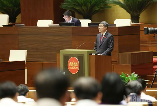 Kiên trì mục tiêu tăng trưởng kinh tế cao, bền vững, thực chất