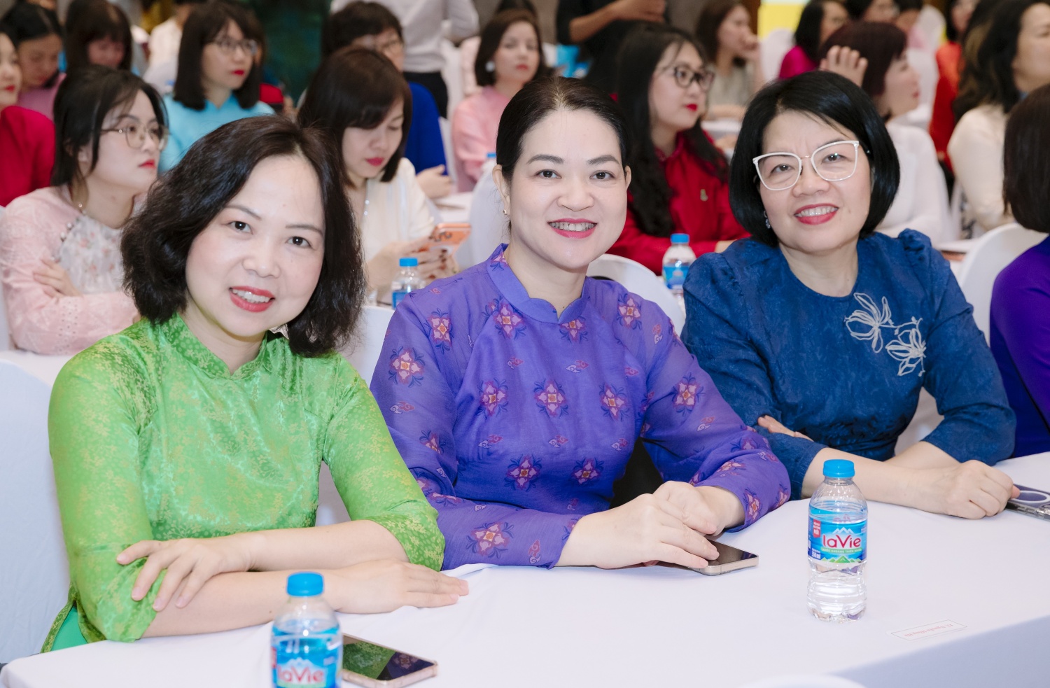 Trưởng Ban Nữ công Công đoàn PV GAS các thời kỳ được khen thưởng