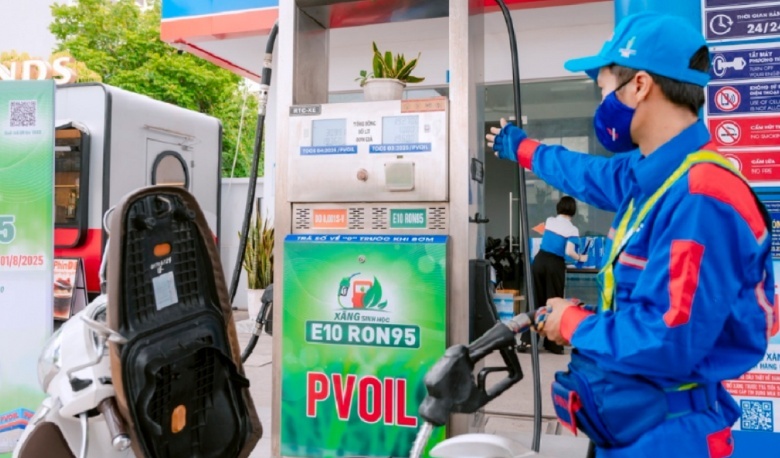 Thị trường xăng dầu được điều tiết ra sao?