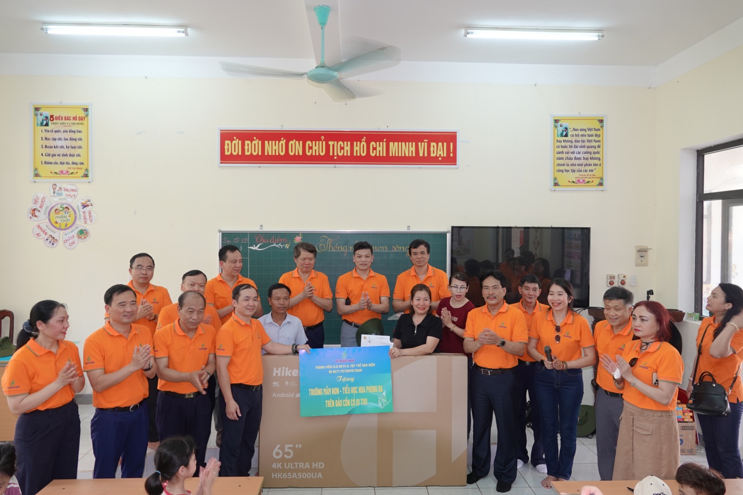 Hành trình gắn kết nghĩa tình biển đảo, lan tỏa văn hóa Petrovietnam