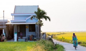 Ngân hàng ADB hỗ trợ xây nhà cho người dân vùng thiên tai tại Đắk Lắk