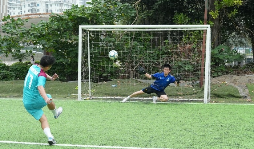 [Chùm ảnh] Tưng bừng Giải giao hữu bóng đá kỷ niệm 3 năm thành lập PVPGB