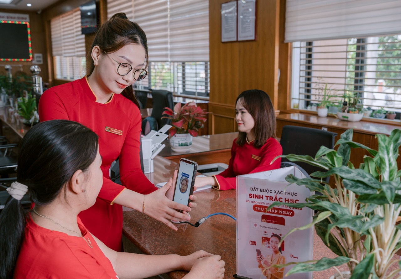 Agribank - Dòng vốn bền bỉ, điểm tựa vững chắc cho người dân và doanh nghiệp
