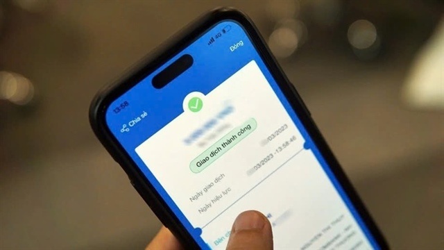 Tin tức kinh tế ngày 18/4: Nhiều ngân hàng dừng chuyển tiền nhanh trên 500 triệu đồng Tin tức kinh tế ngày 18/4: Nhiều ngân hàng dừng chuyển tiền nhanh trên 500 triệu đồng
