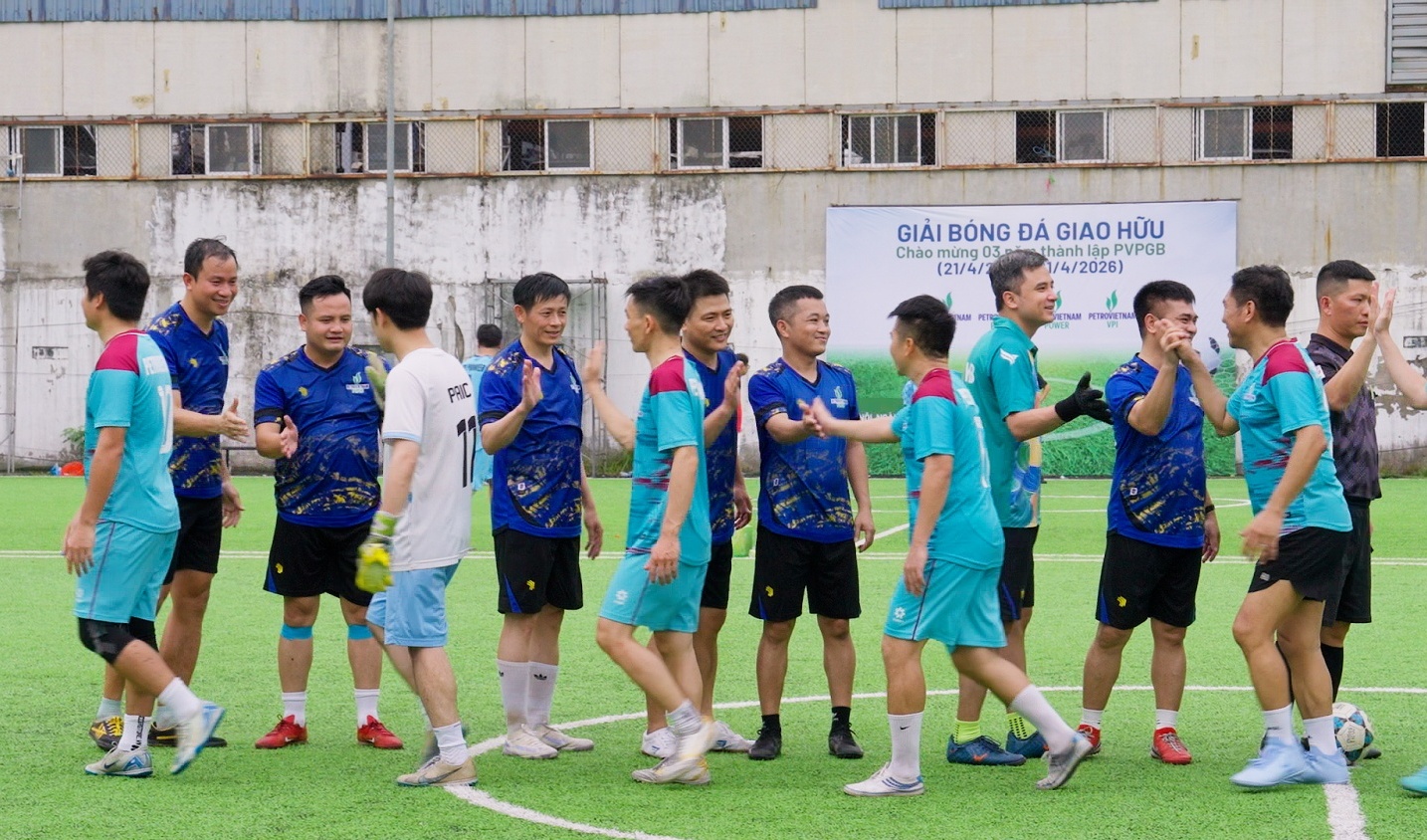 [VIDEO] Giải bóng đá giao hữu chào mừng 3 năm thành lập PVPGB