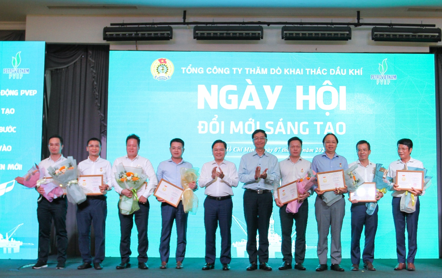 Ngày hội Đổi mới sáng tạo PVEP: Tối ưu vận hành khai thác và nâng cao hệ số thu hồi dầu Ngày hội Đổi mới sáng tạo PVEP: Tối ưu vận hành khai thác và nâng cao hệ số thu hồi dầu