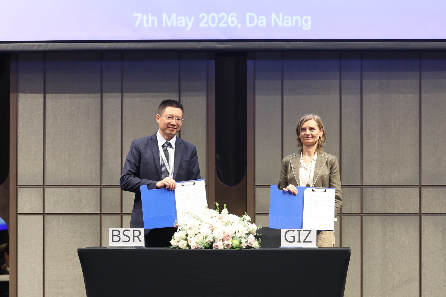 BSR và GIZ ký Biên bản ghi nhớ hợp tác. BSR và GIZ ký Biên bản ghi nhớ hợp tác.