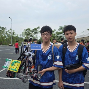 Hàng nghìn học sinh hội tụ tại NIC Hòa Lạc tranh tài Vô địch Quốc gia STEM, AI và Robotics