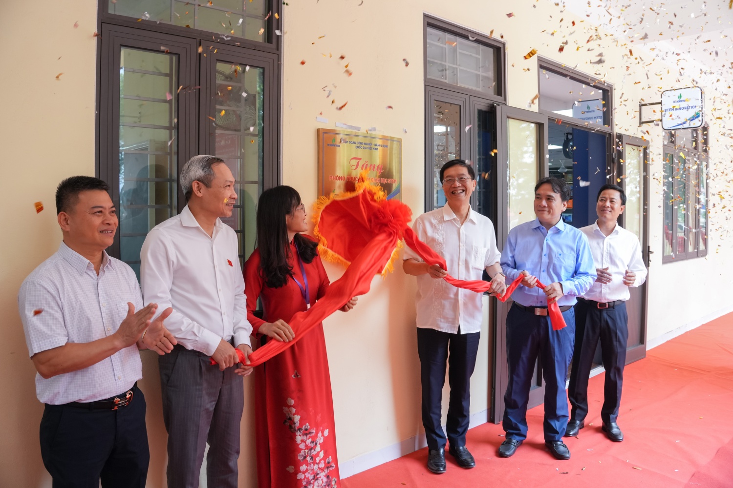 Petrovietnam kiến tạo môi trường sáng tạo cho học sinh Bắc Ninh Petrovietnam kiến tạo môi trường sáng tạo cho học sinh Bắc Ninh