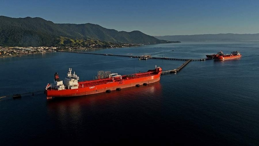 Sản lượng dầu của OPEC chạm mức thấp kỷ lục trong tháng 4